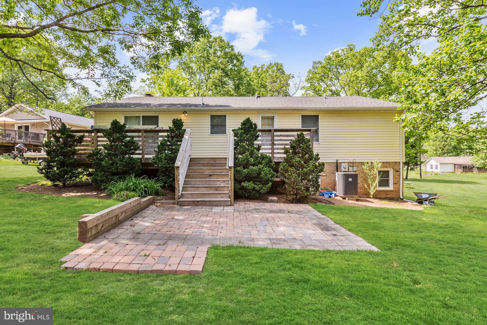 7603 Greenwich Road Nokesville, VA 20181 - Photo 2 of 48