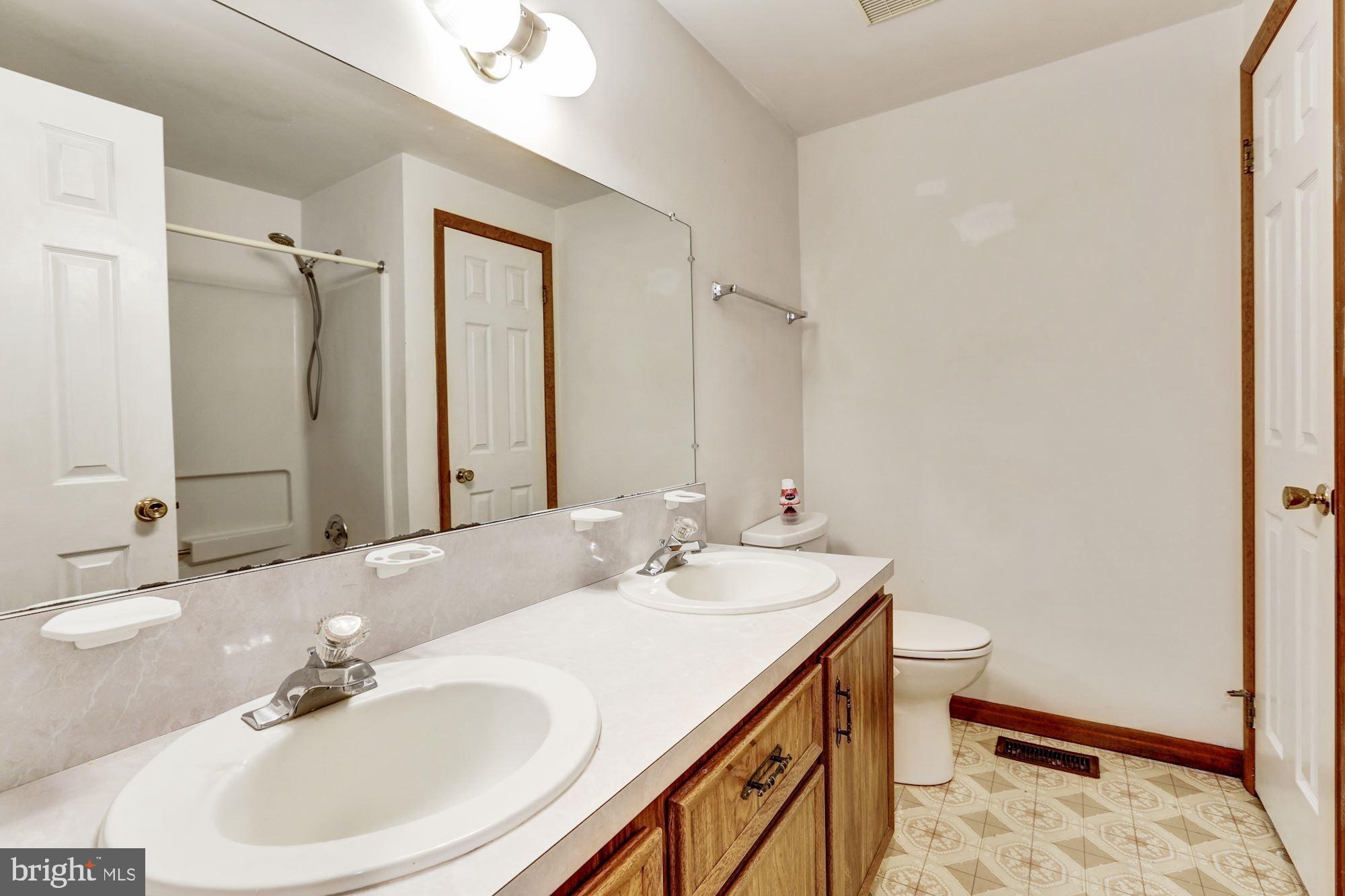 7603 Greenwich Road Nokesville, VA 20181 - Photo 34 of 48
