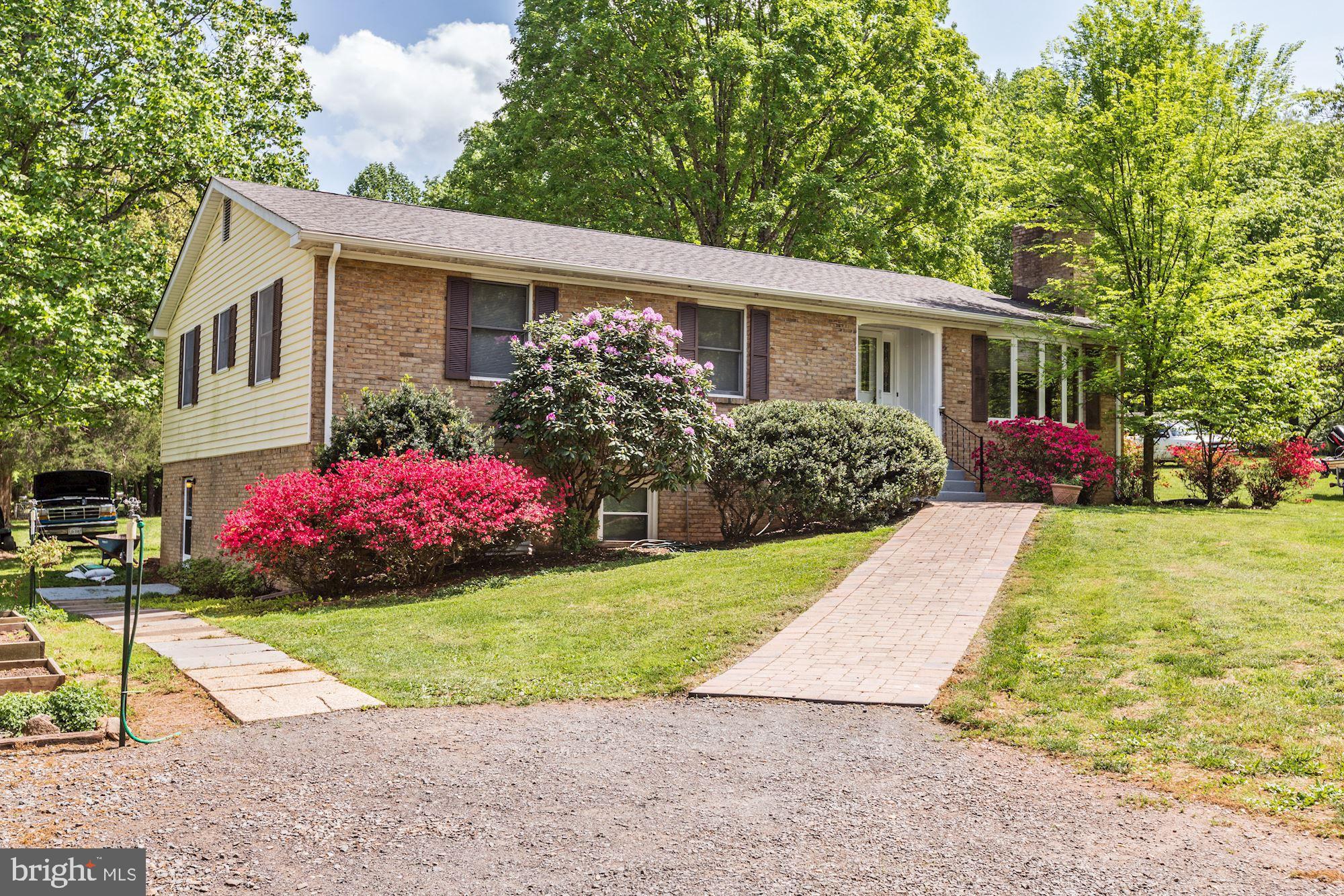 7603 Greenwich Road Nokesville, VA 20181 - Photo 5 of 48