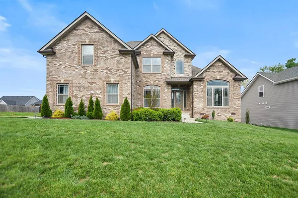 $2,325 | 100 David Keith Lane, Clarksville, TN 37042