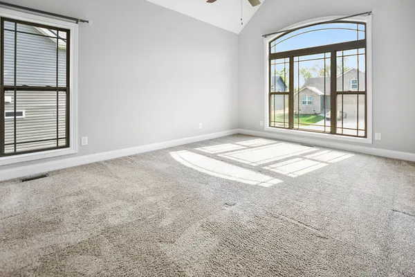 $2,325 | 100 David Keith Lane, Clarksville, TN 37042