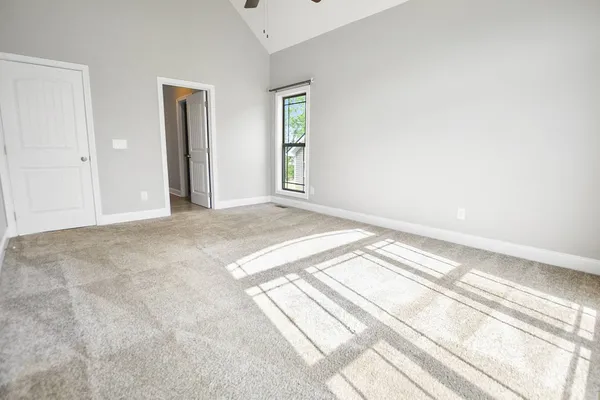 $2,325 | 100 David Keith Lane, Clarksville, TN 37042