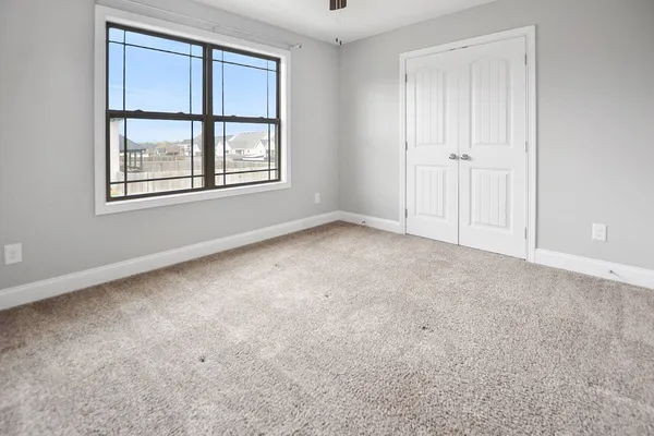 $2,325 | 100 David Keith Lane, Clarksville, TN 37042