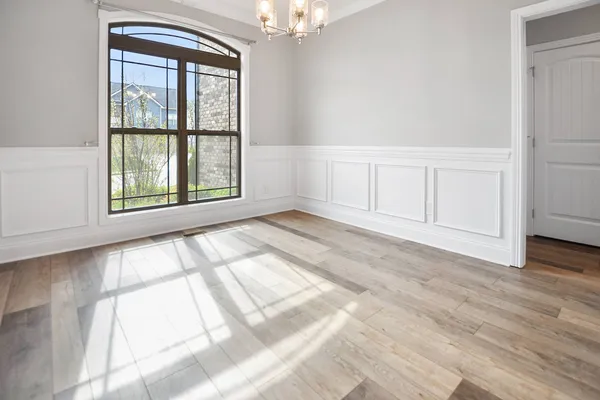 $2,325 | 100 David Keith Lane, Clarksville, TN 37042