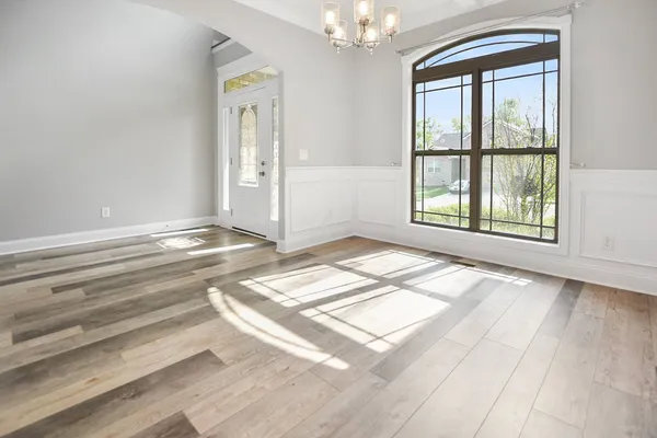 $2,325 | 100 David Keith Lane, Clarksville, TN 37042