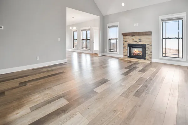 $2,325 | 100 David Keith Lane, Clarksville, TN 37042