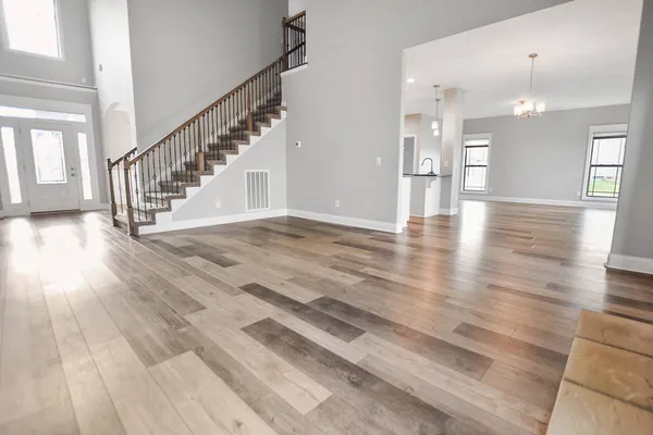 $2,325 | 100 David Keith Lane, Clarksville, TN 37042