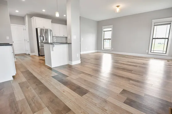 $2,325 | 100 David Keith Lane, Clarksville, TN 37042