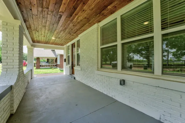 $439,900 | 857 E Parkway South, Memphis, TN 38104