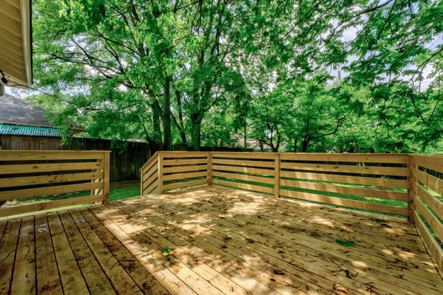 $439,900 | 857 E Parkway South, Memphis, TN 38104