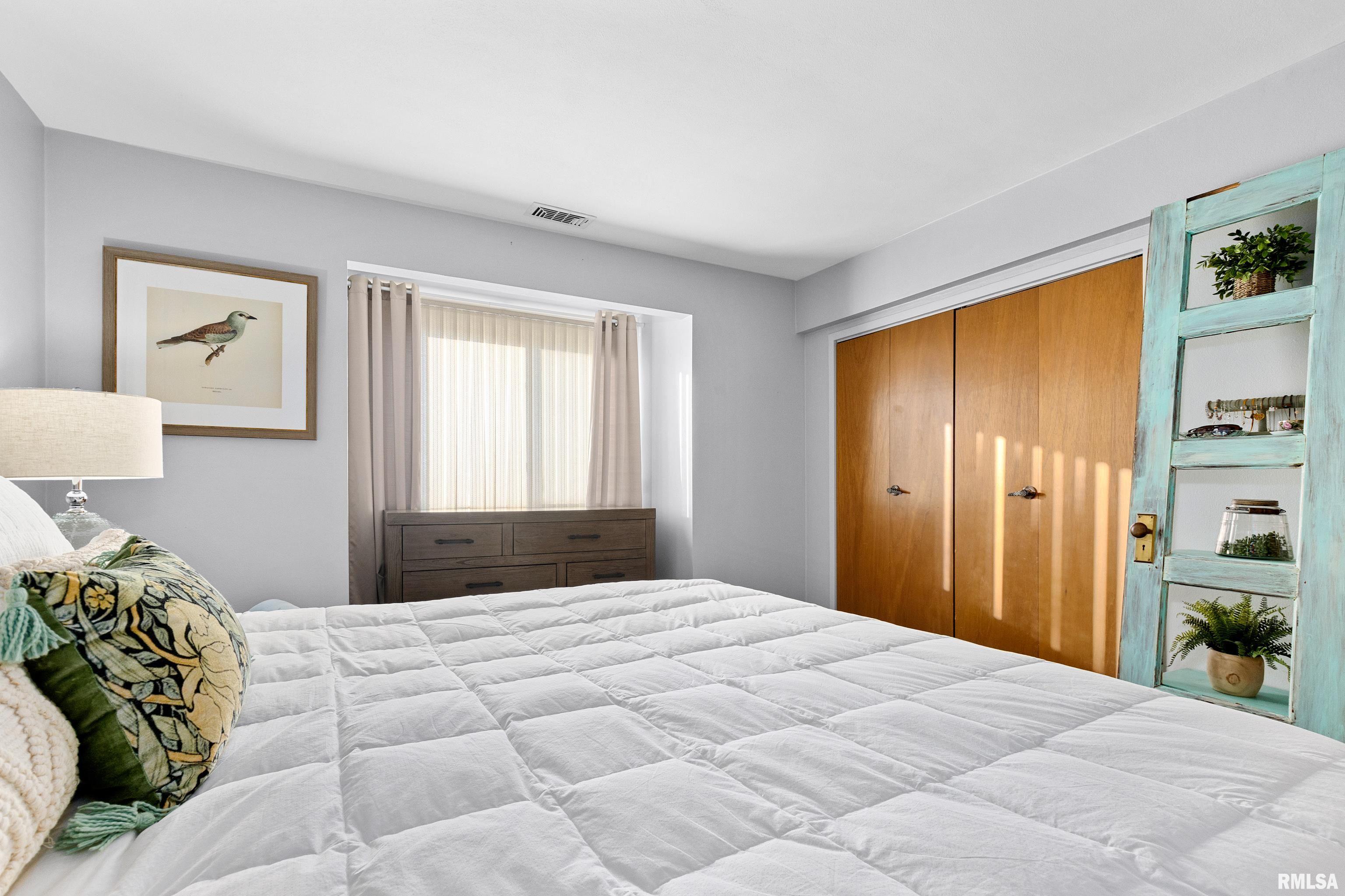 161 East Queenwood Road, Unit B7 Morton, IL 61550 - Photo 20 of 29 Gallery Image 20