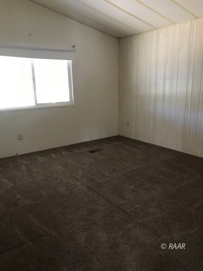 4160 Johnston Avenue Ridgecrest, CA 93555 - Photo 7 of 15 Gallery Image 7