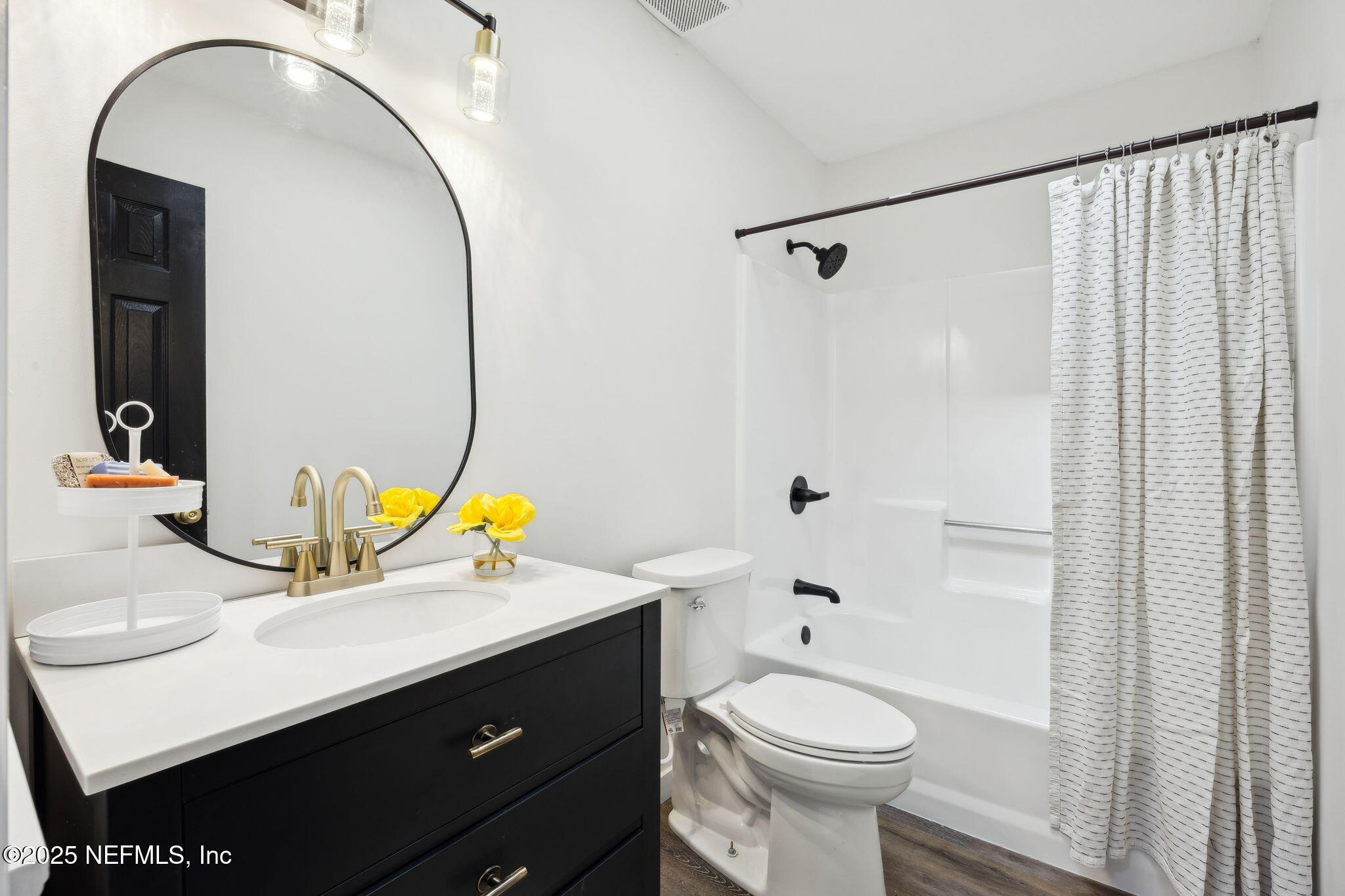 502 Queen Road St. Augustine, FL 32086 - Photo 24 of 101 Bathroom