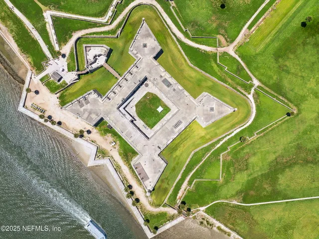 $390,000 | 502 Queen Road, St. Augustine, FL 32086