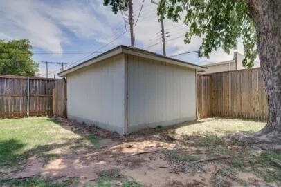 $1,800 | 2611 49th Street, Lubbock, TX 79413