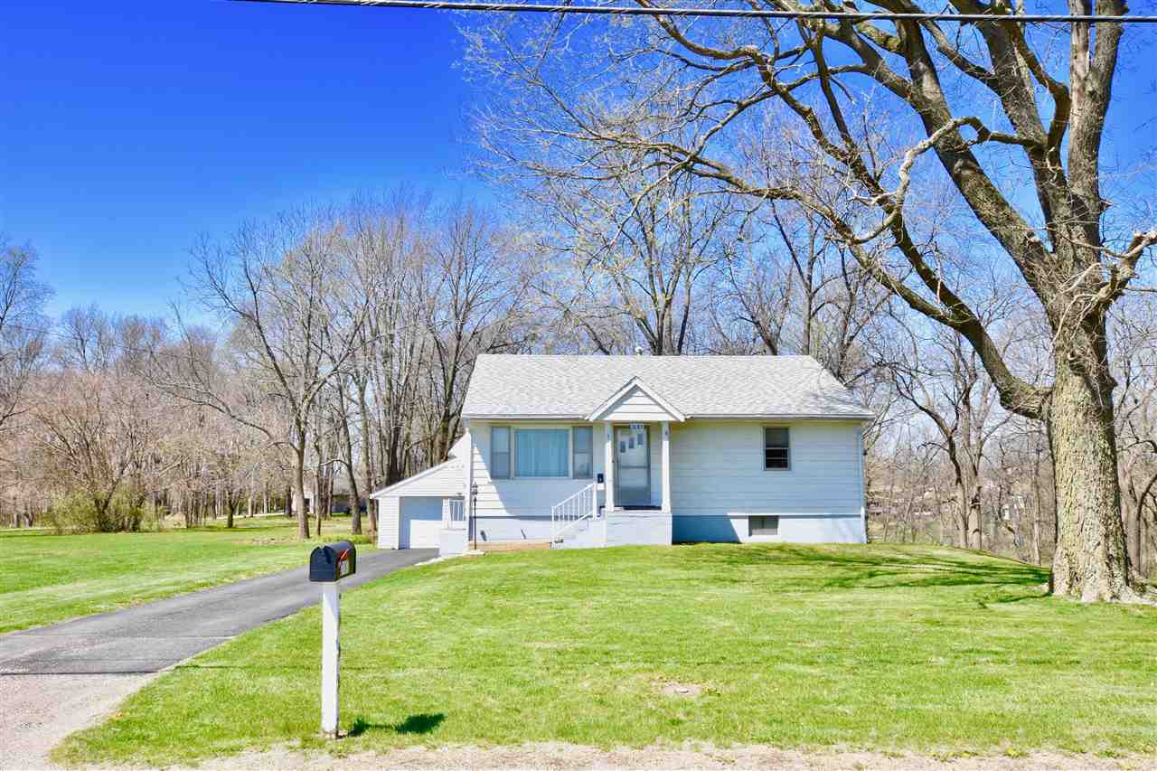 3187 Mall Road Pekin, IL 61554 - Photo 1 of 36