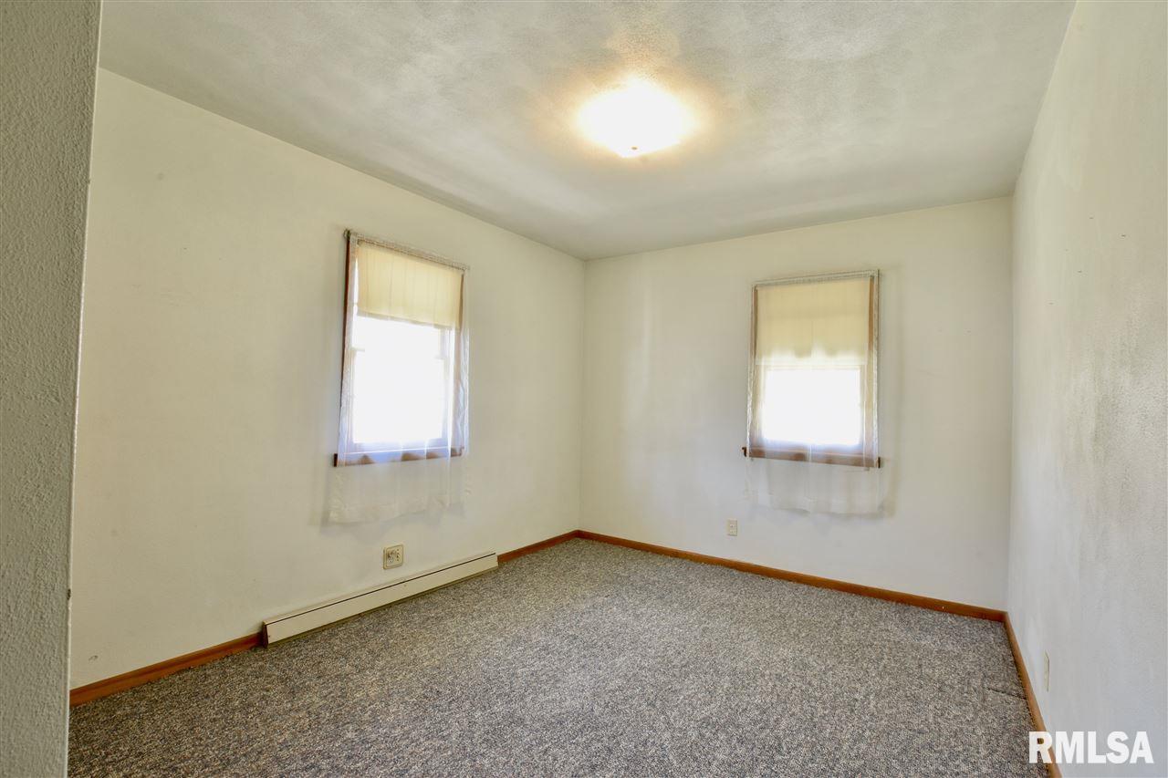 3187 Mall Road Pekin, IL 61554 - Photo 18 of 36