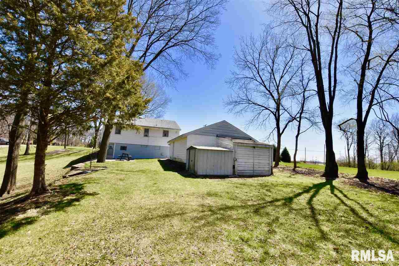 3187 Mall Road Pekin, IL 61554 - Photo 6 of 36