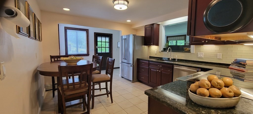 22 Beaverbrook Road Burlington, MA 01803 - Photo 14 of 31 Gallery Image 14