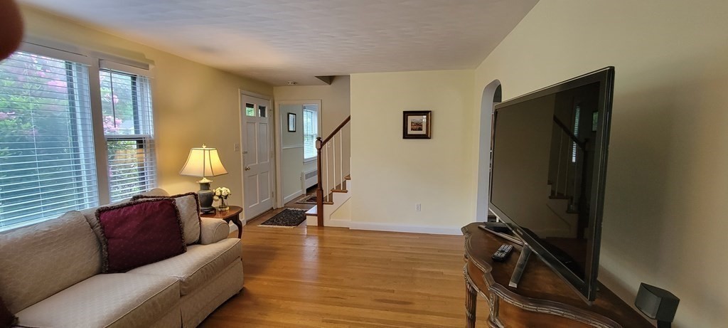 22 Beaverbrook Road Burlington, MA 01803 - Photo 3 of 31 Gallery Image 3
