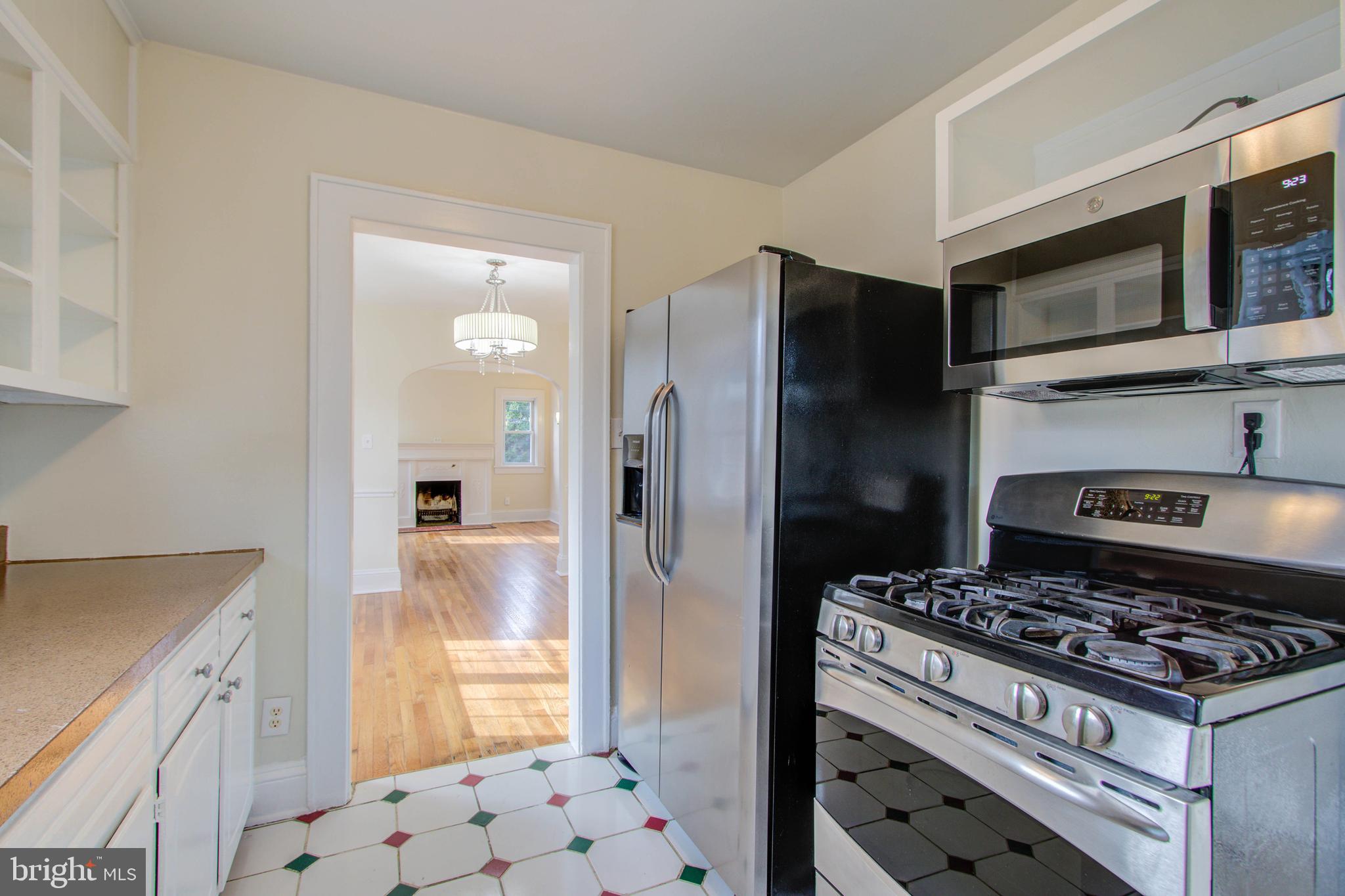 9300 Flower Avenue Silver Spring, MD 20901 - Photo 11 of 39