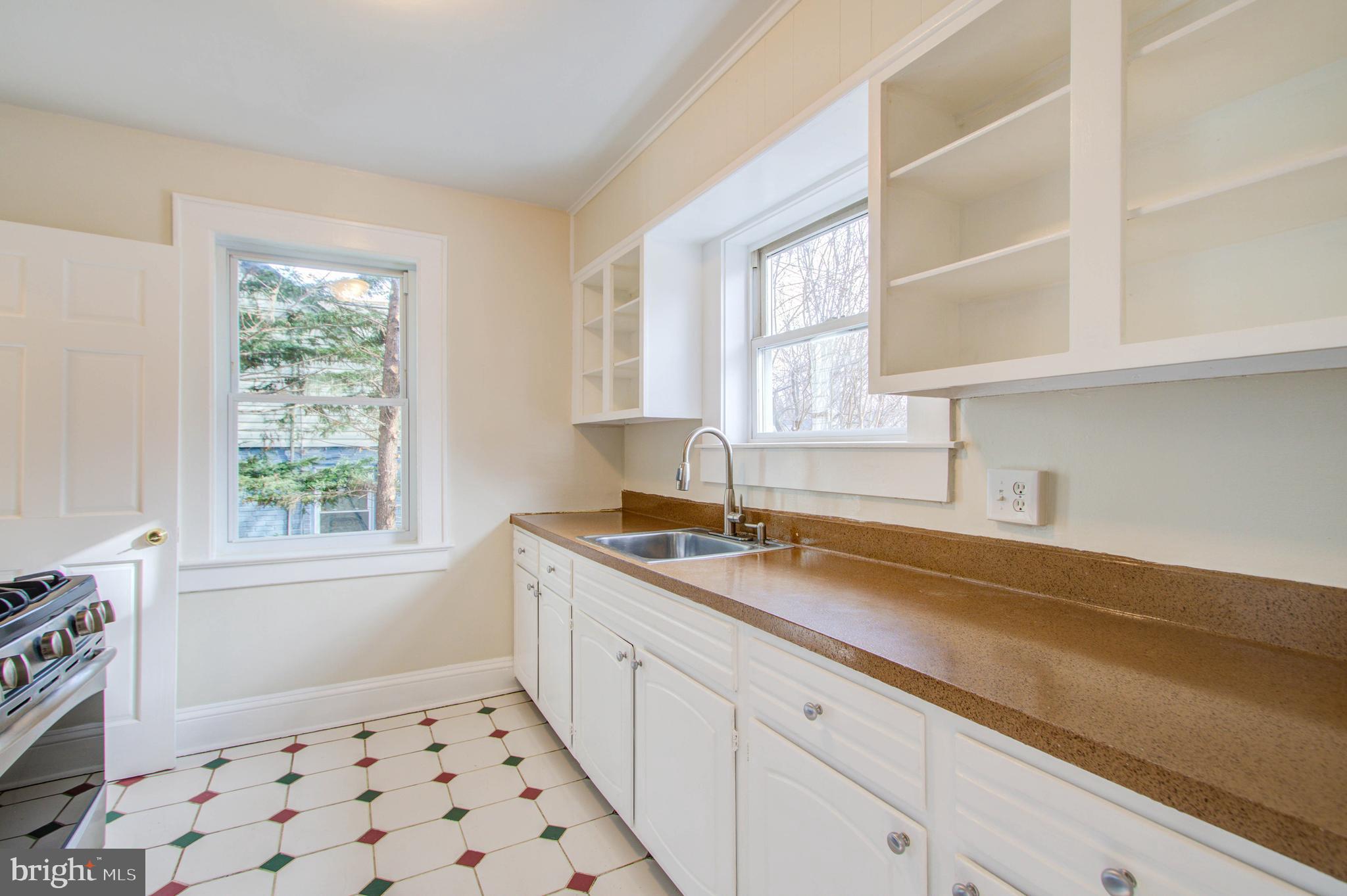 9300 Flower Avenue Silver Spring, MD 20901 - Photo 14 of 39