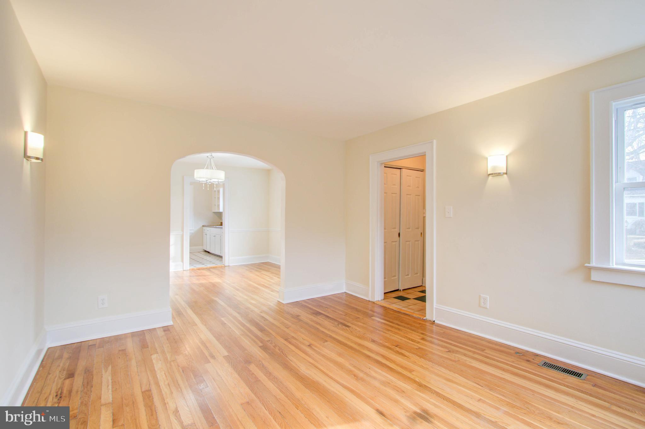 9300 Flower Avenue Silver Spring, MD 20901 - Photo 7 of 39
