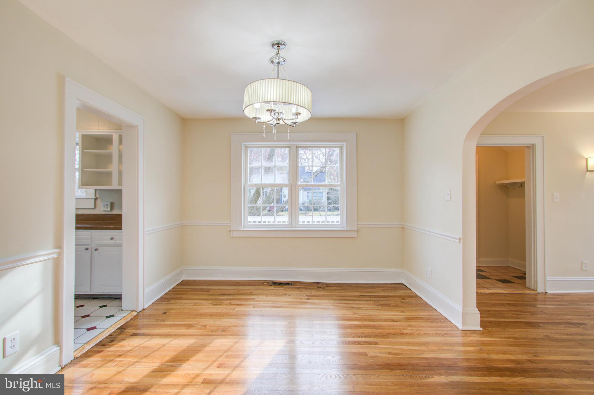 9300 Flower Avenue Silver Spring, MD 20901 - Photo 9 of 39