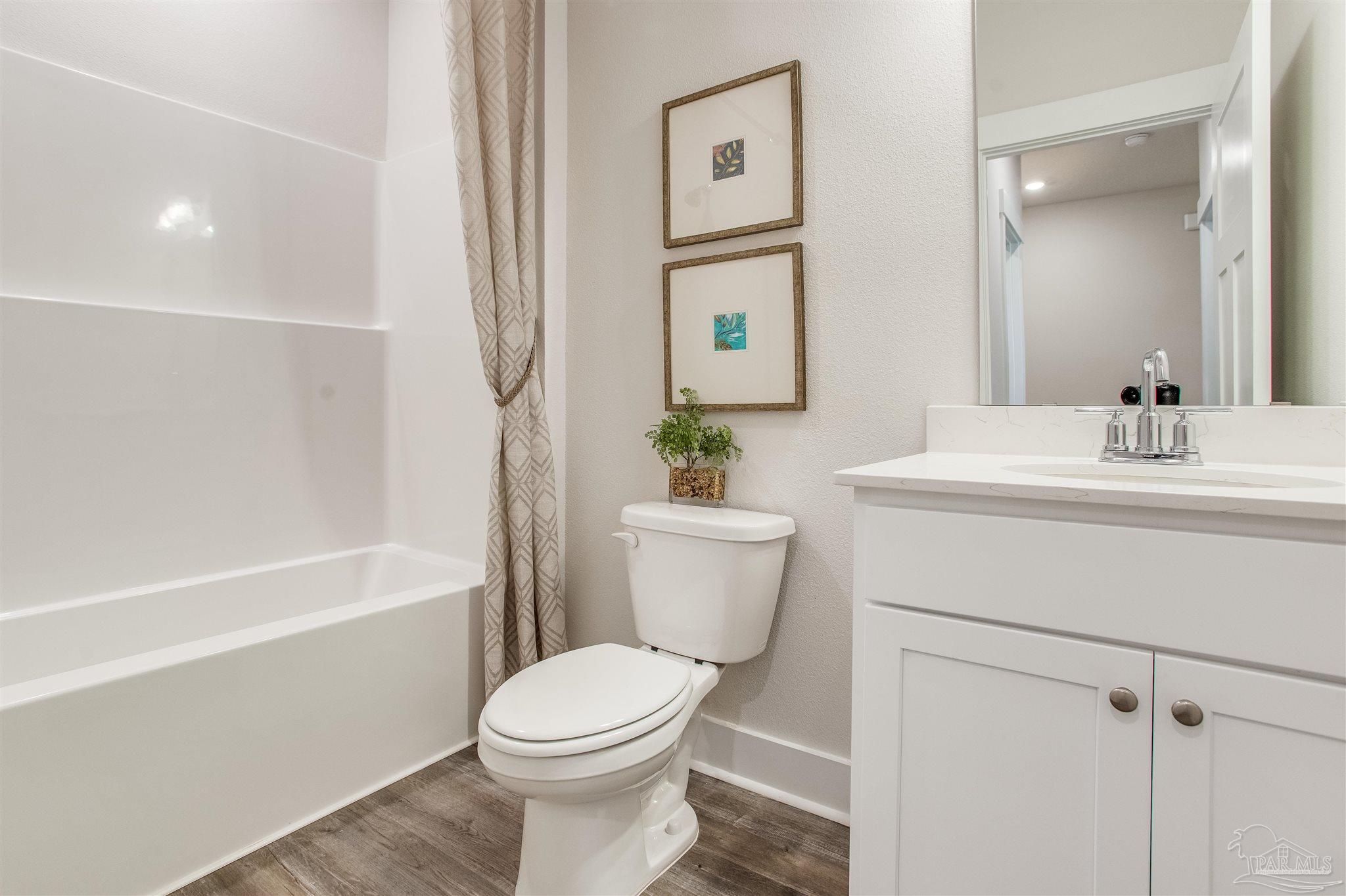 120 Albatross Street Cantonment, FL 32533 - Photo 8 of 29