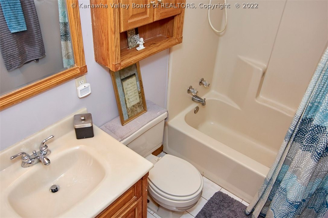 229 Buff Creek Road Hurricane, WV 25526 - Photo 14 of 27 Gallery Image 14