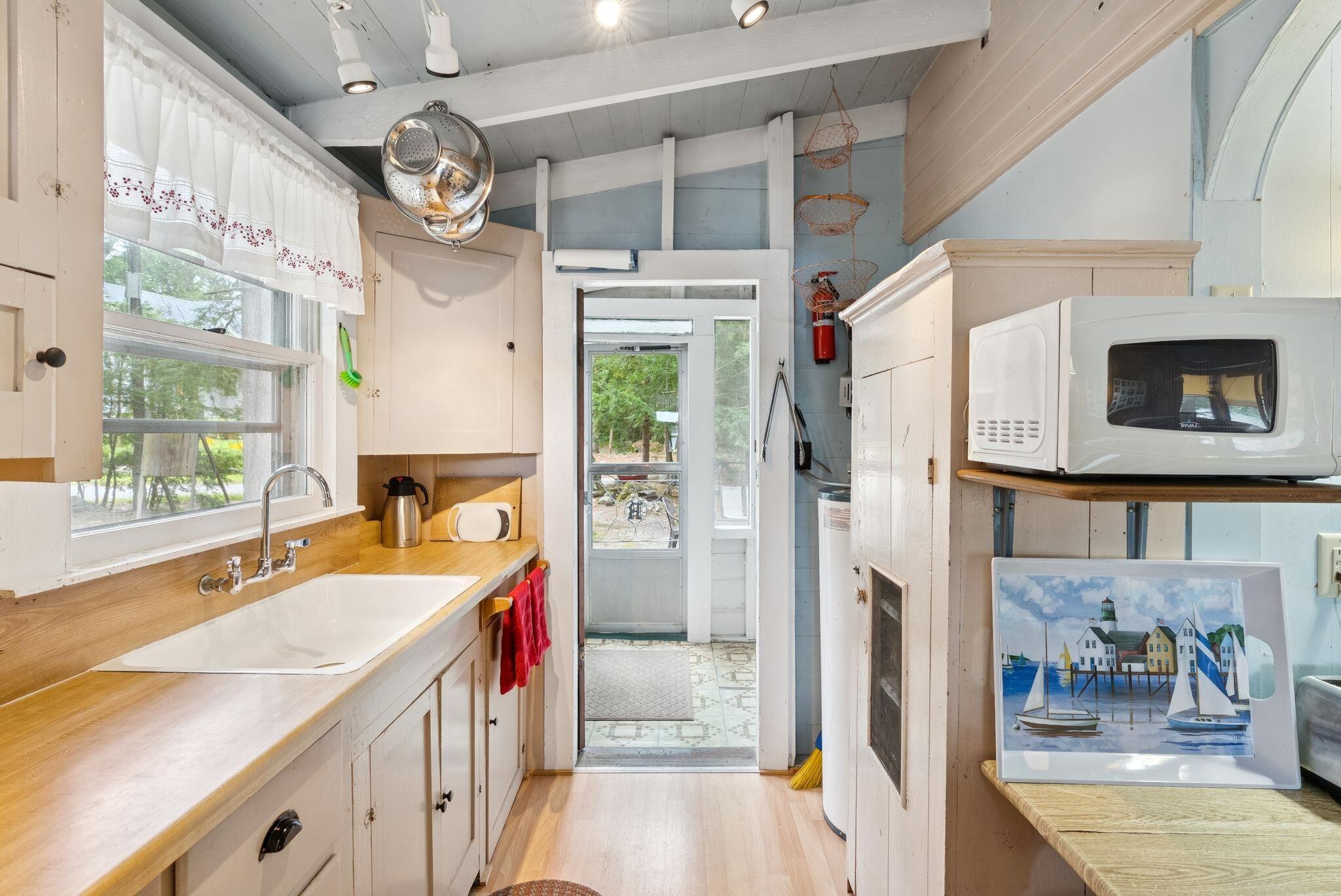 103 Basin Road Windham, ME 04062 - Photo 9 of 30 43_DSC02361