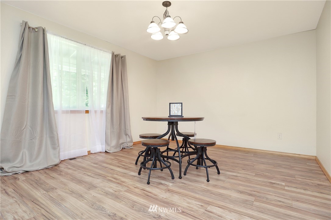 460 East Sunset Ridge Road Union, WA 98592 - Photo 3 of 37 Gallery Image 3