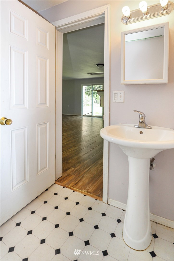 460 East Sunset Ridge Road Union, WA 98592 - Photo 23 of 37 Gallery Image 23