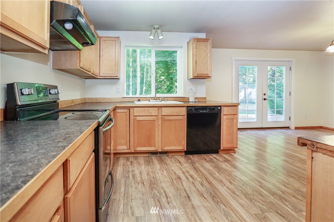 460 East Sunset Ridge Road Union, WA 98592 - Photo 6 of 37 Gallery Image 6