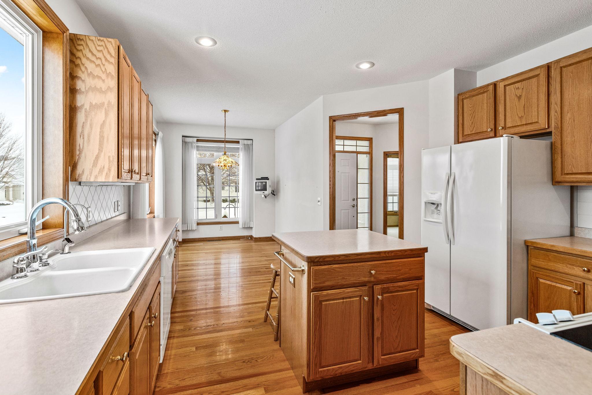 16568 Irwindale Way Lakeville, MN 55044 - Photo 12 of 27