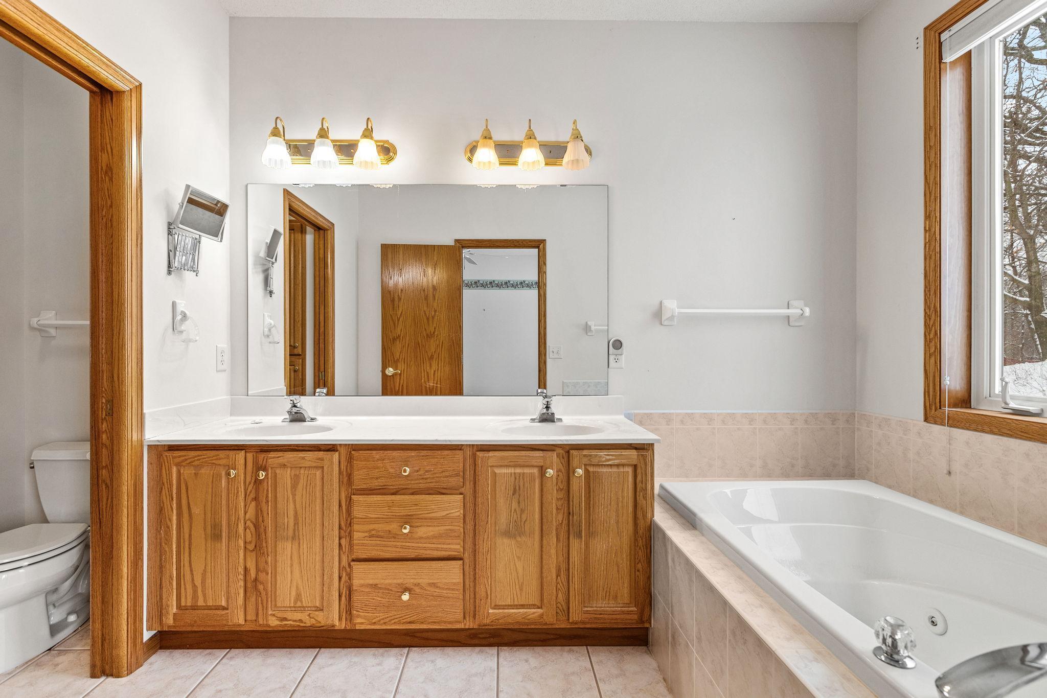 16568 Irwindale Way Lakeville, MN 55044 - Photo 15 of 27