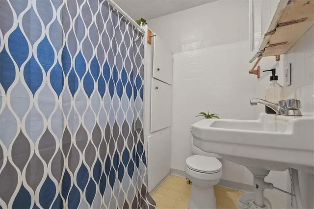 $99,900 | 501 West South Avenue, Independence, MO 64050