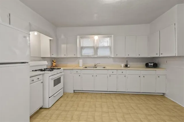 $99,900 | 501 West South Avenue, Independence, MO 64050