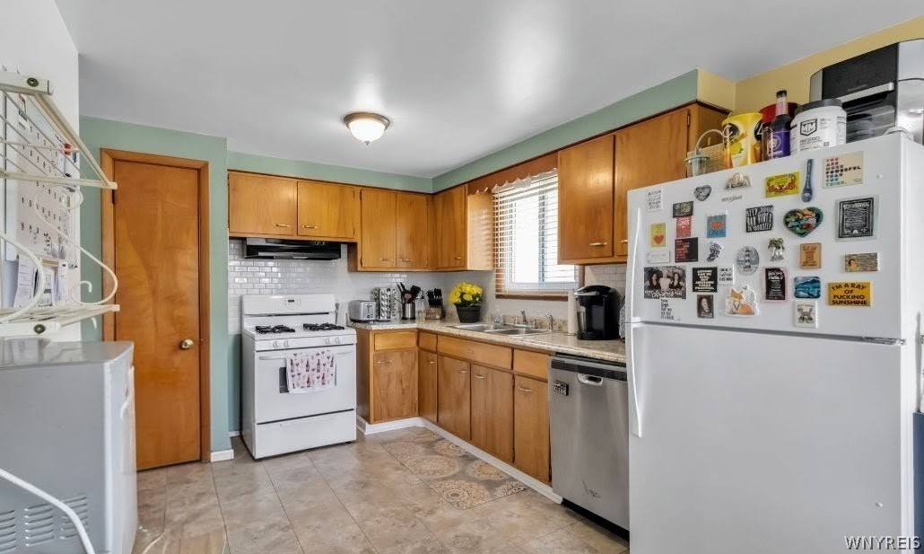 288 Meadowlawn Road Cheektowaga, NY 14225 - Photo 15 of 41