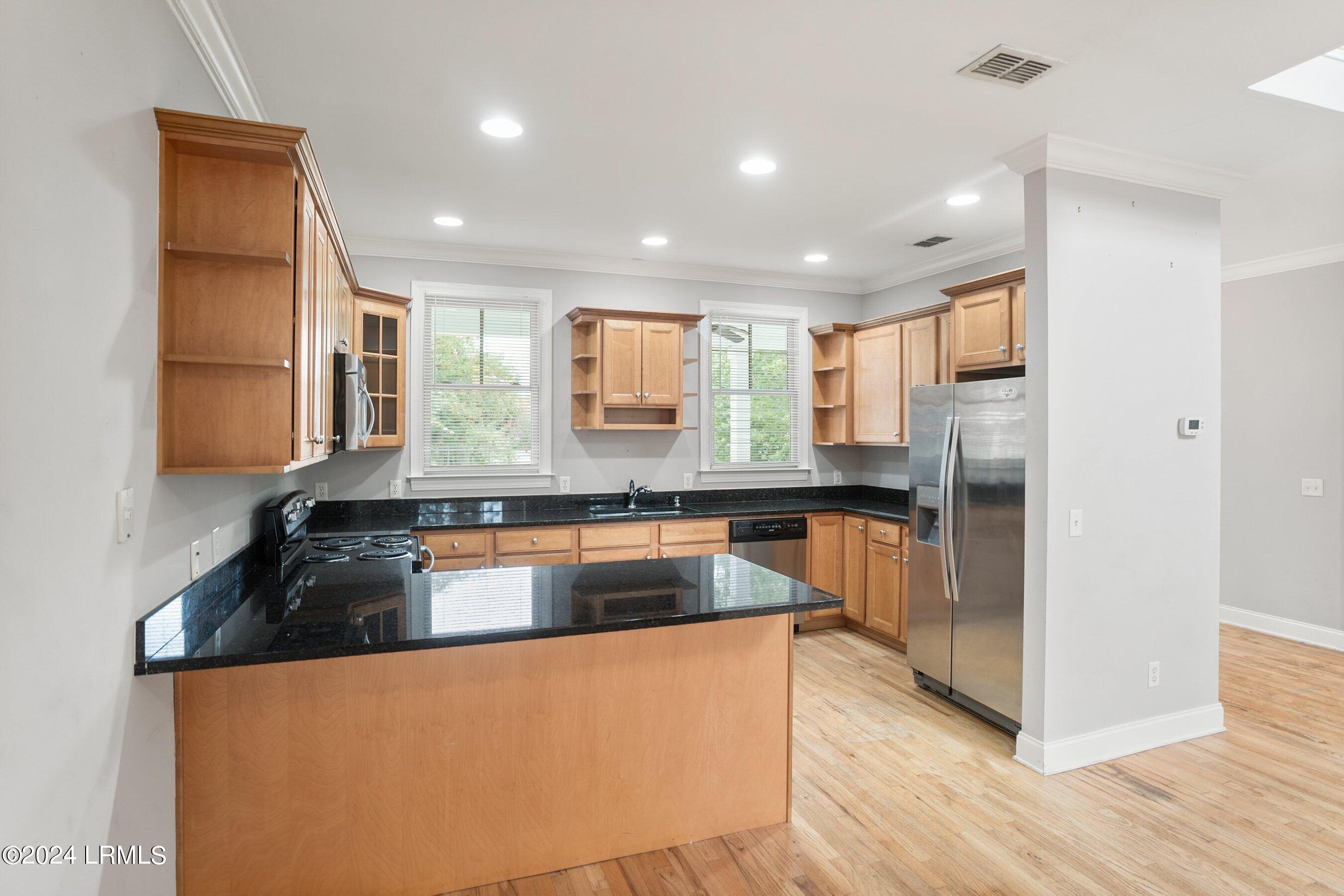 61 Bostick Circle Beaufort, SC 29902 - Photo 8 of 61 DSC07298-40-1.jpg-SMALL