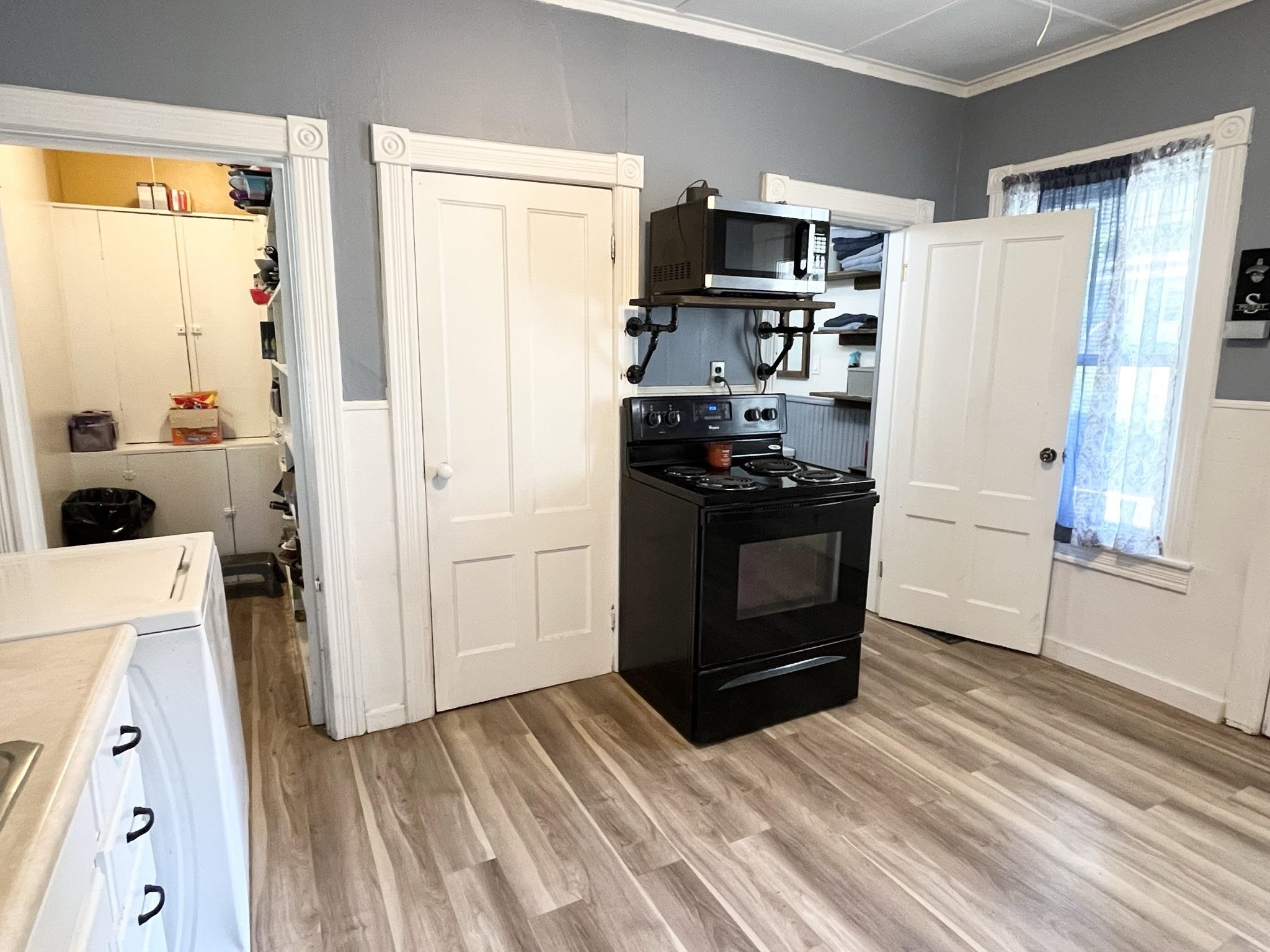 76 Cross Street Newport, VT 05855 - Photo 8 of 30 Gallery Image 8