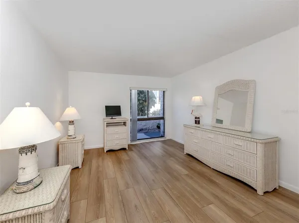 $479,000 | 1555 Tarpon Center Drive, Unit 132, Venice, FL 34285