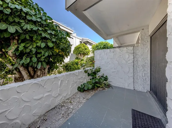 $479,000 | 1555 Tarpon Center Drive, Unit 132, Venice, FL 34285