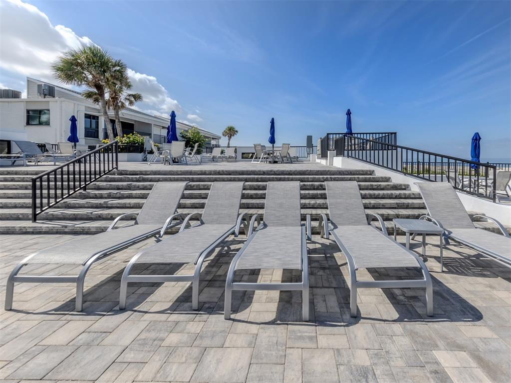 1555 Tarpon Center Drive, Unit 132 Venice, FL 34285 - Photo 33 of 58 a view of buildings