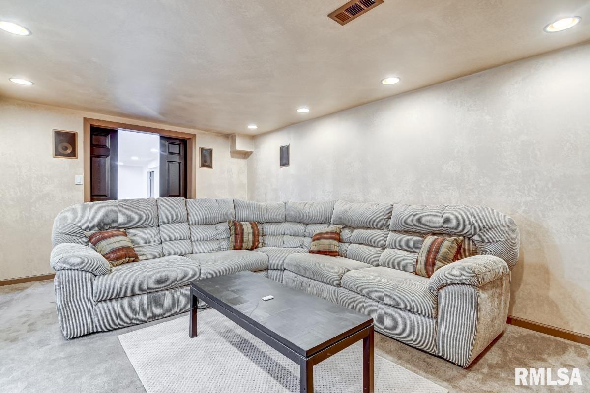 33 Longbow Lane Springfield, IL 62704 - Photo 21 of 33