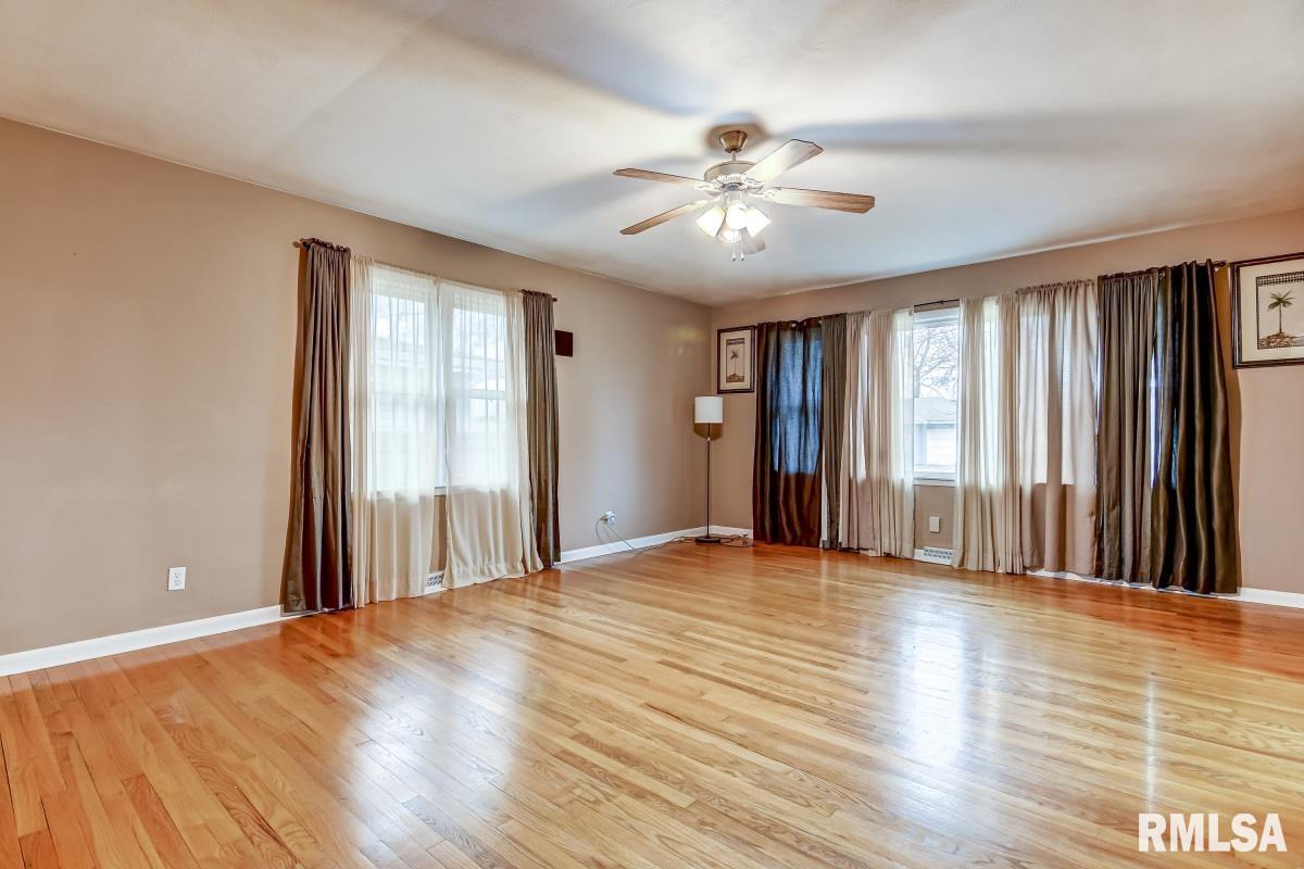 33 Longbow Lane Springfield, IL 62704 - Photo 3 of 33