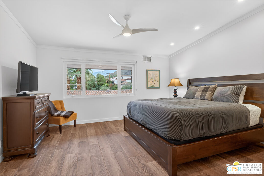 305 West Arenas Road, Unit 3 Palm Springs, CA 92262 - Photo 20 of 46