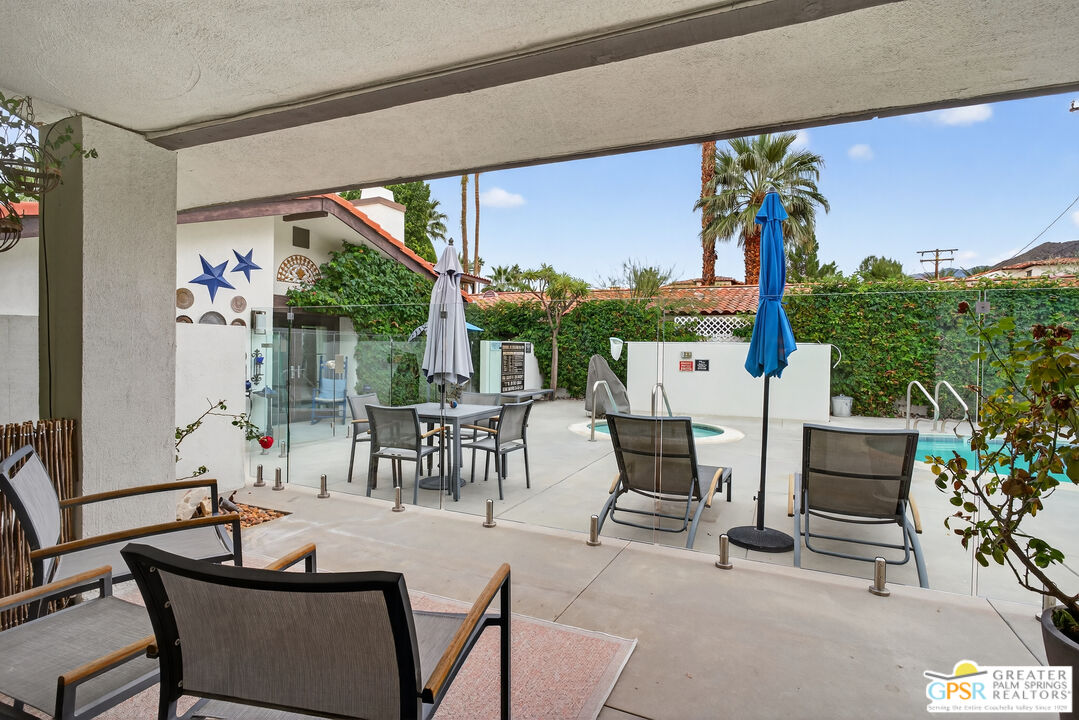 305 West Arenas Road Palm Springs, CA 92262 - Photo 9 of 56