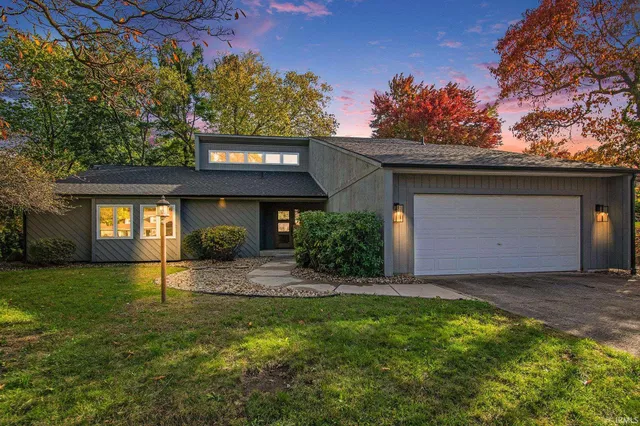 $407,500 | 50756 Trails N Drive, Granger, IN 46530