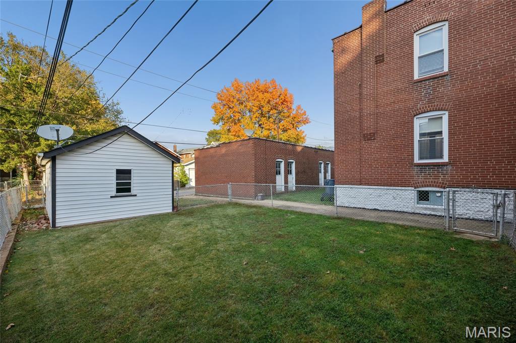 5435 Rhodes Avenue St. Louis, MO 63109 - Photo 18 of 21